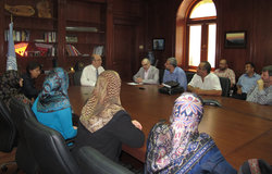 SCL Plumbly meets families of Lebanese pilgrims kidnapped in Syria